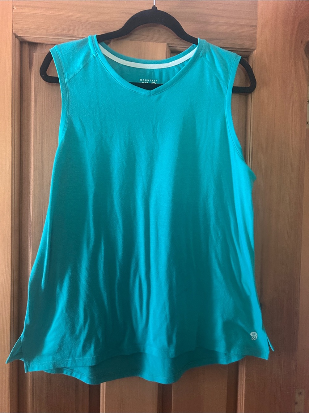 Mountain Hardwear Women's Teal Athletic Sleeveless Tank